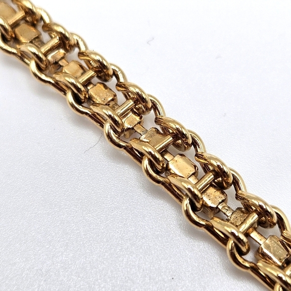 VINTAGE Pink and Clear Prong Set Rhinestone Tennis Style Gold Tone Bracelet - Picture 5 of 7